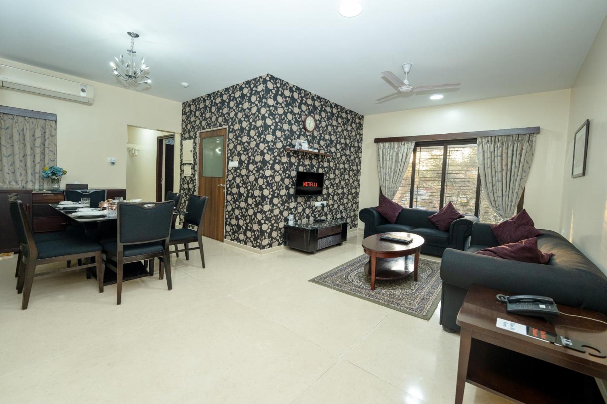 Hotel Lalco Residency Bombay Esterno foto