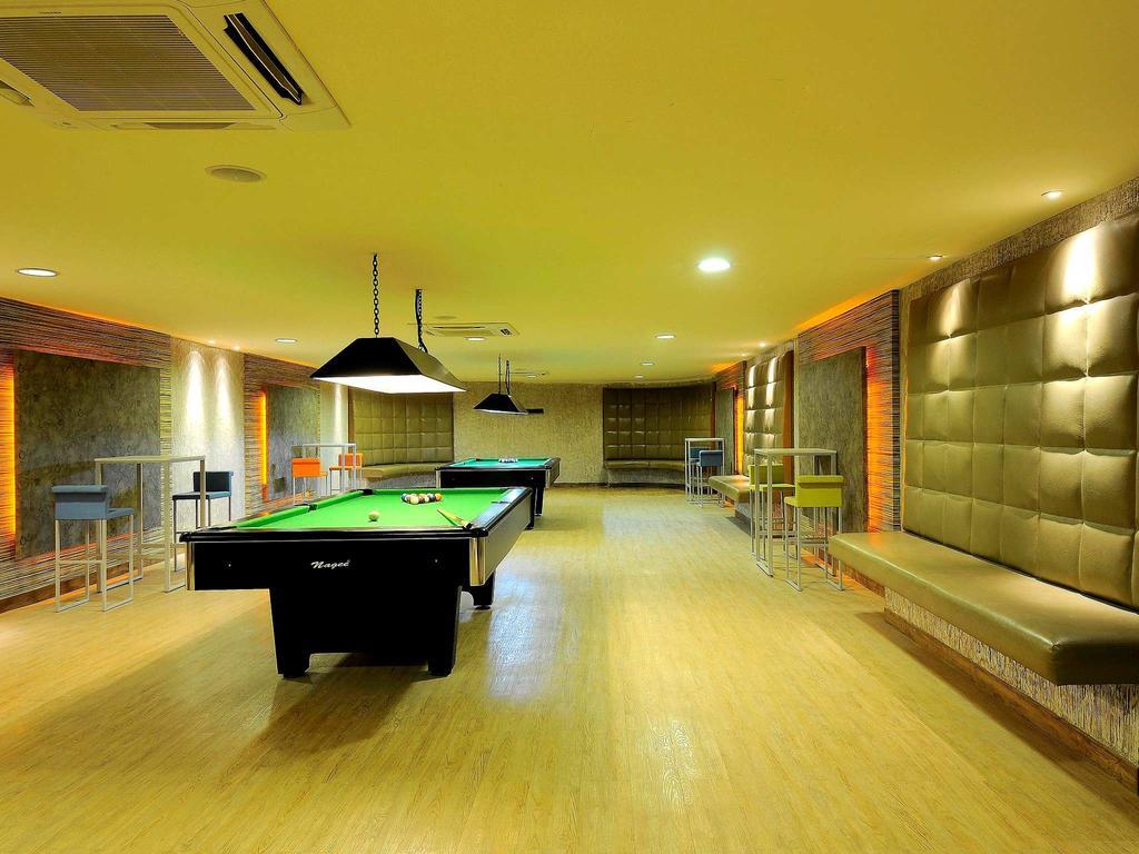 Hotel Lalco Residency Bombay Esterno foto